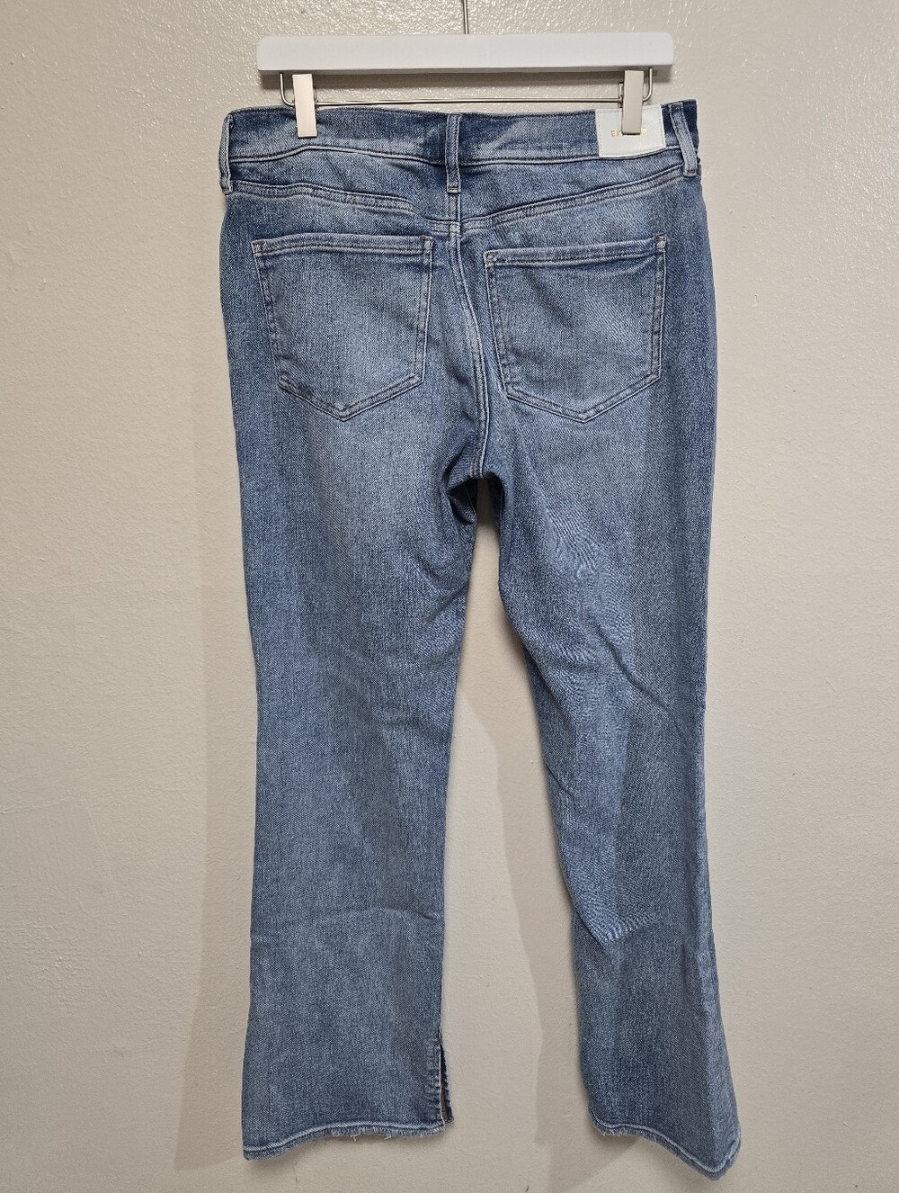 Express Skyscraper Mid Rise Distressed Jeans Size 8 Regular - Picture 6 of 10